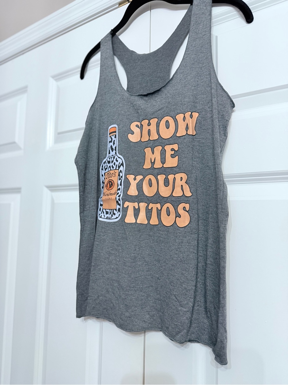 Titos Tank - Picture 3 of 4